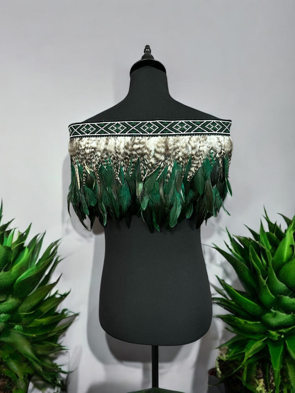 Hire Korowai Adults - Large Quarter Emele Forest Green - Moroki